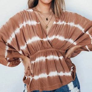 Vestique | NWT Saint Tropez Top